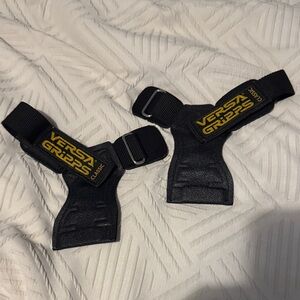 Versa Gripps Classic Black Grips for Gym
